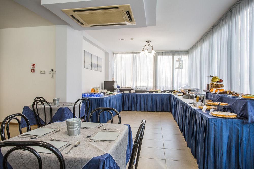 Hotel Nancy Rimini Zewnętrze zdjęcie