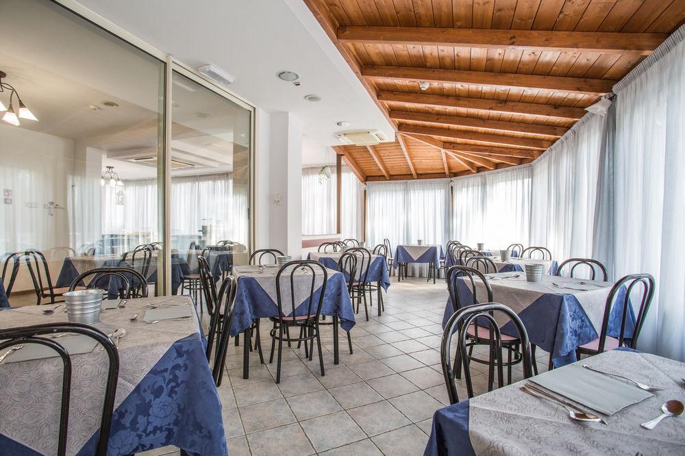 Hotel Nancy Rimini Zewnętrze zdjęcie