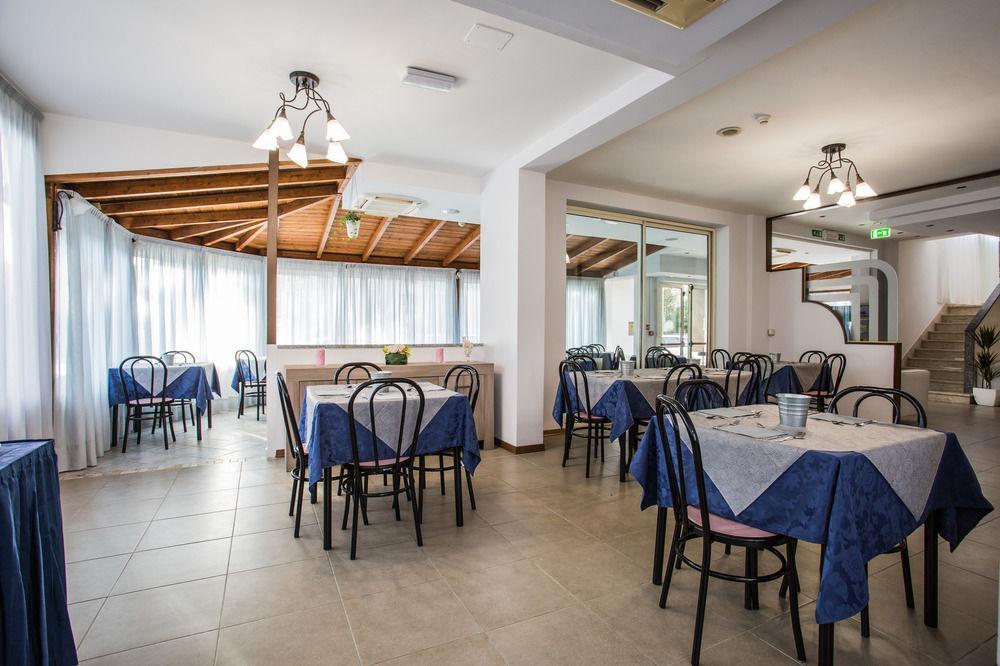 Hotel Nancy Rimini Zewnętrze zdjęcie